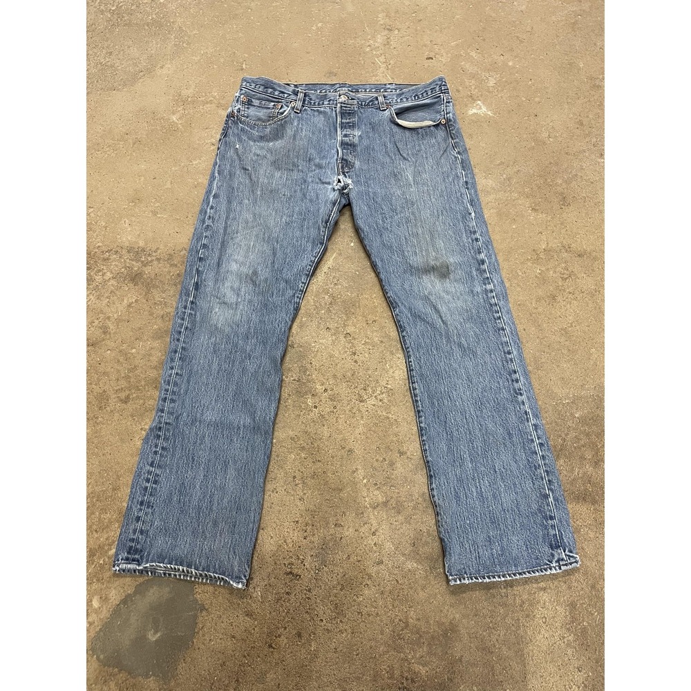 Levis 501 Jeans Mens 38x32 Stone Wash Blue Straight Leg Button‎ Fly Distressed